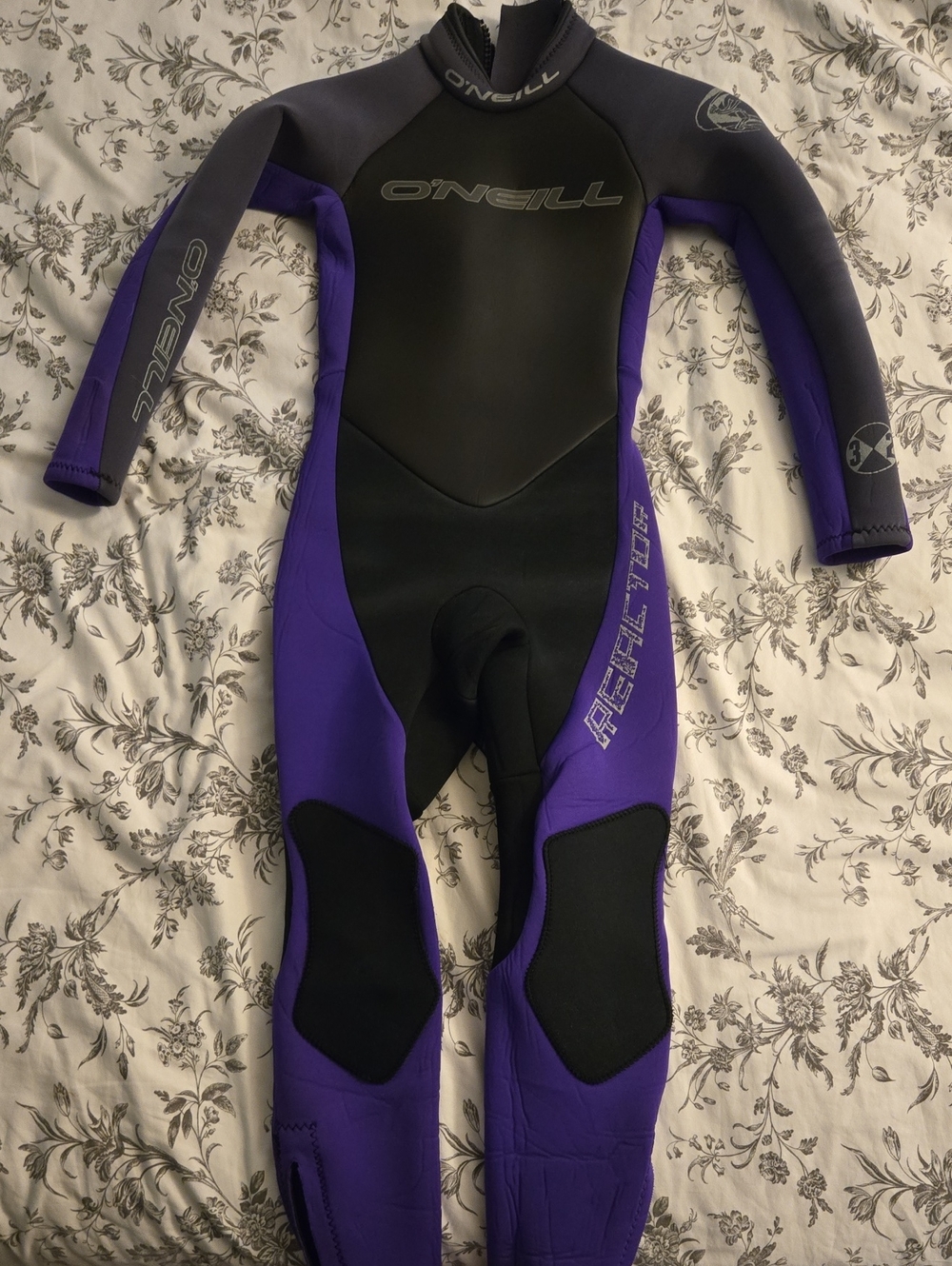 O'Neill Reactor Black and Purple Full-Body Wetsuit